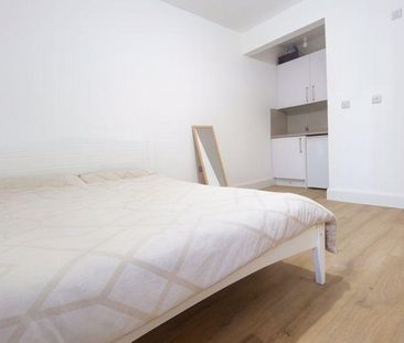 Property to rent - Photo 5