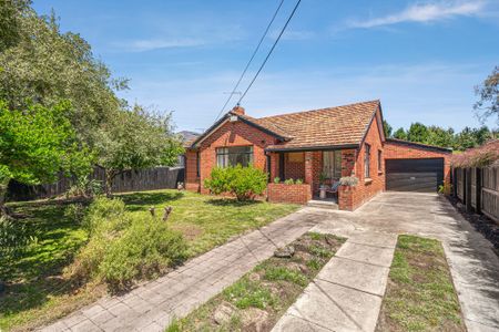 52 Kenneth Street, Sandringham VIC 3191 - House For Rent | Domain - Photo 4