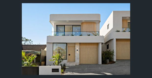 Luxury Four Bedroom + Study Home with Pool in Caringbah South - Photo 1
