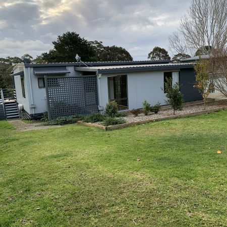 CUTE COTTAGE IN NORTH NAROOMA - Photo 4