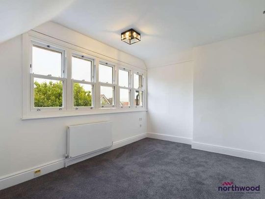 South Cliff Avenue, Meads, Eastbourne, BN20 - Photo 1