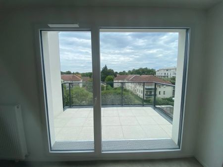 VILLIERS SUR MARNE - 3 PIECES NEUF - BALCON + PARKING - Photo 5