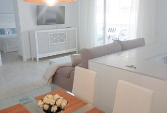 Apartment - Fuengirola (1ª Línea de playa)