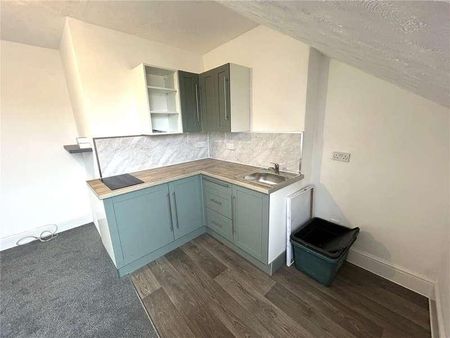 Silver Street, Tiverton, Devon, EX16 - Photo 3