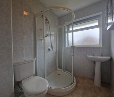 1 bedroom semi-detached bungalow to rent - Photo 4