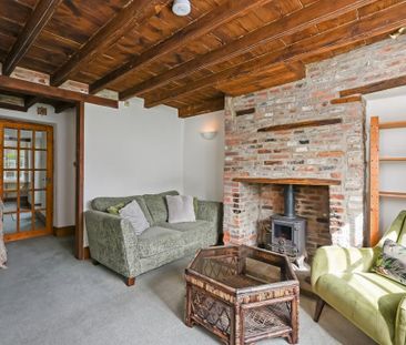 2 bedroom semi-detached house to rent - Photo 1