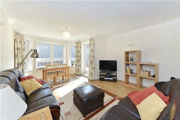 2 Bed Flat, Hera Court, E14 - Photo 1