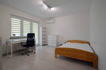 2 pok. z klimatyzacją przy UM, parking, ul. Chodźki - Zdjęcie 4