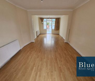 3 bedroom semi-detached house to rent - Photo 1