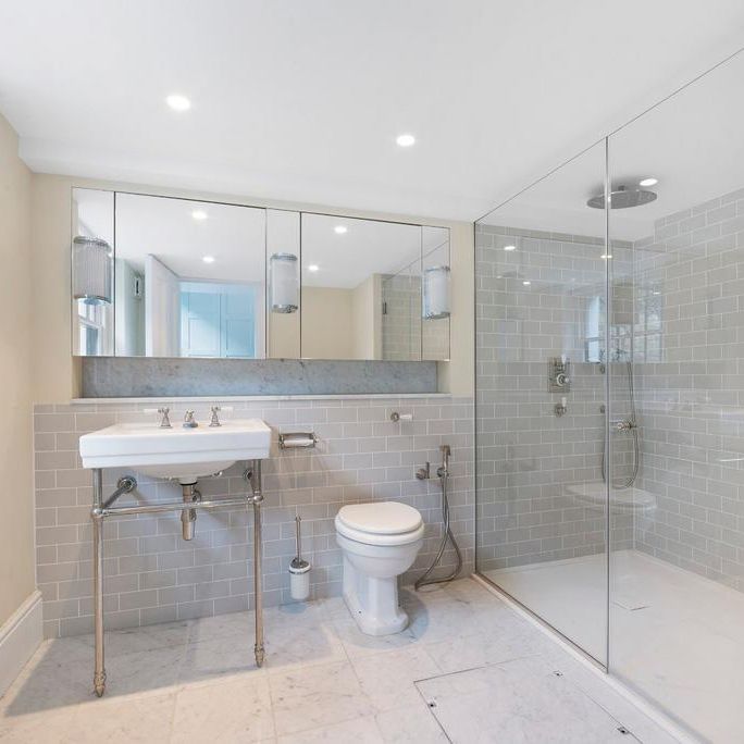 5 bedroom terraced house to rent - Photo 1