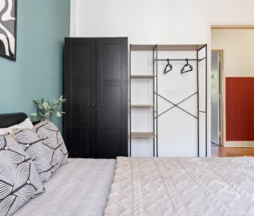 Avenida de Sidónio Pais, Lisbon, Lisbon 1050-215 - Photo 1