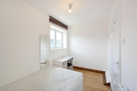 4 bedroom terraced house to rent - Photo 4