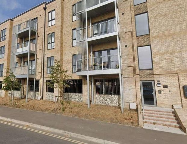 Parker Drive, Newhaven - Photo 1