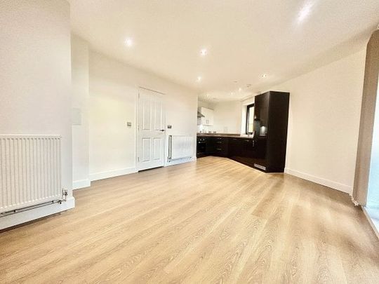 Lingfield Apartments, Parade Gardens, Chingford E4, Property for rent - Photo 1