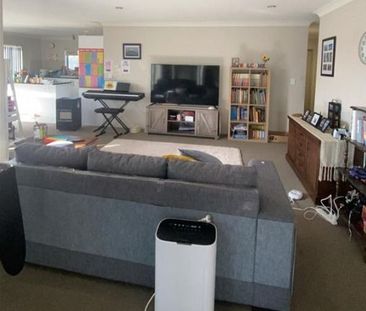 24 County Drive,Hawera - Photo 1