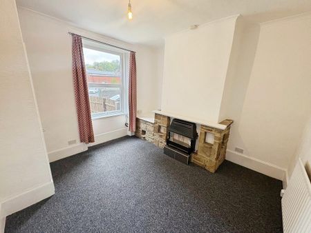 2 bedroom terraced house to rent - Photo 2