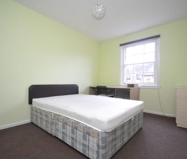 3 bedroom apartment to rent - Photo 5