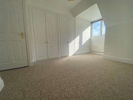 4 bedroom townhouse to rent - Photo 5