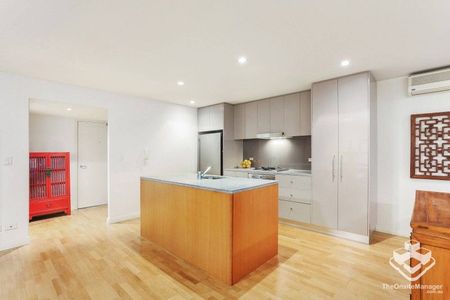 IMAGINATIVELY SPACIOUS (97M2 APPROX) & STYLISH MODERN LIFESTYLE - Photo 5