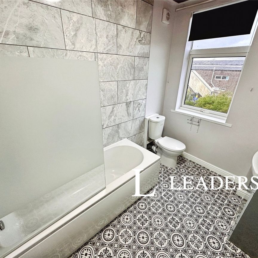 2 bedroom house to rent Minshall Street, Stoke-on-Trent, Staffordshire, ST4 - Photo 1