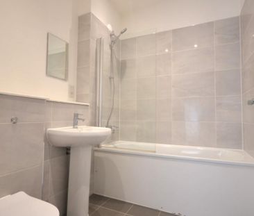 1 bedroom Flat To Let - Photo 5