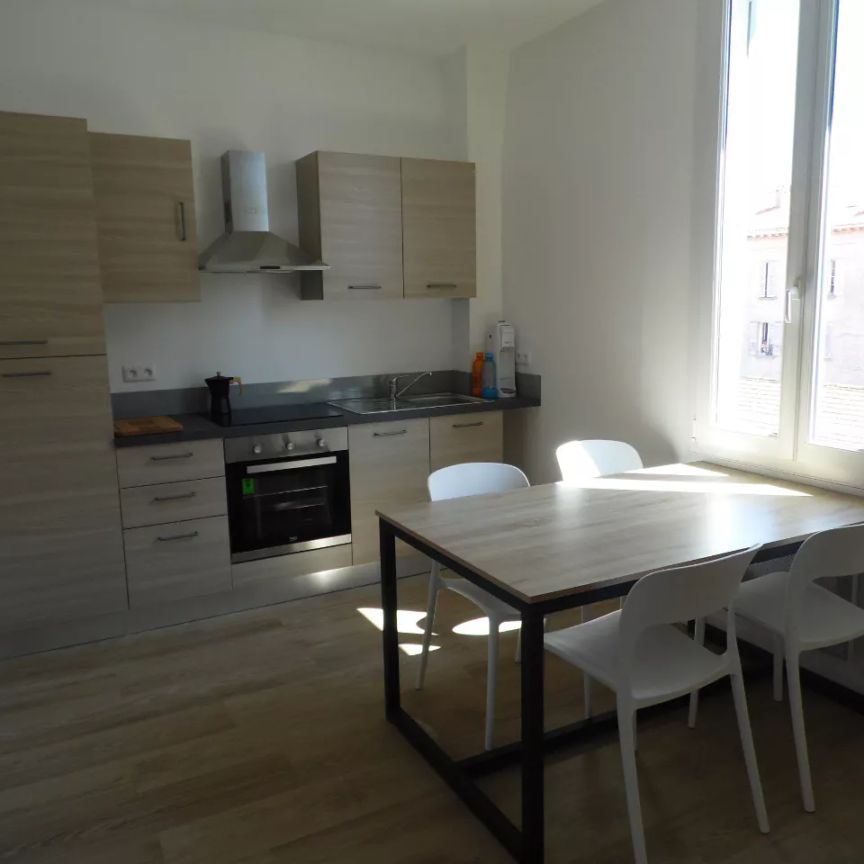 chambre dans colocation centre ville Cannes la Bocca - Photo 1