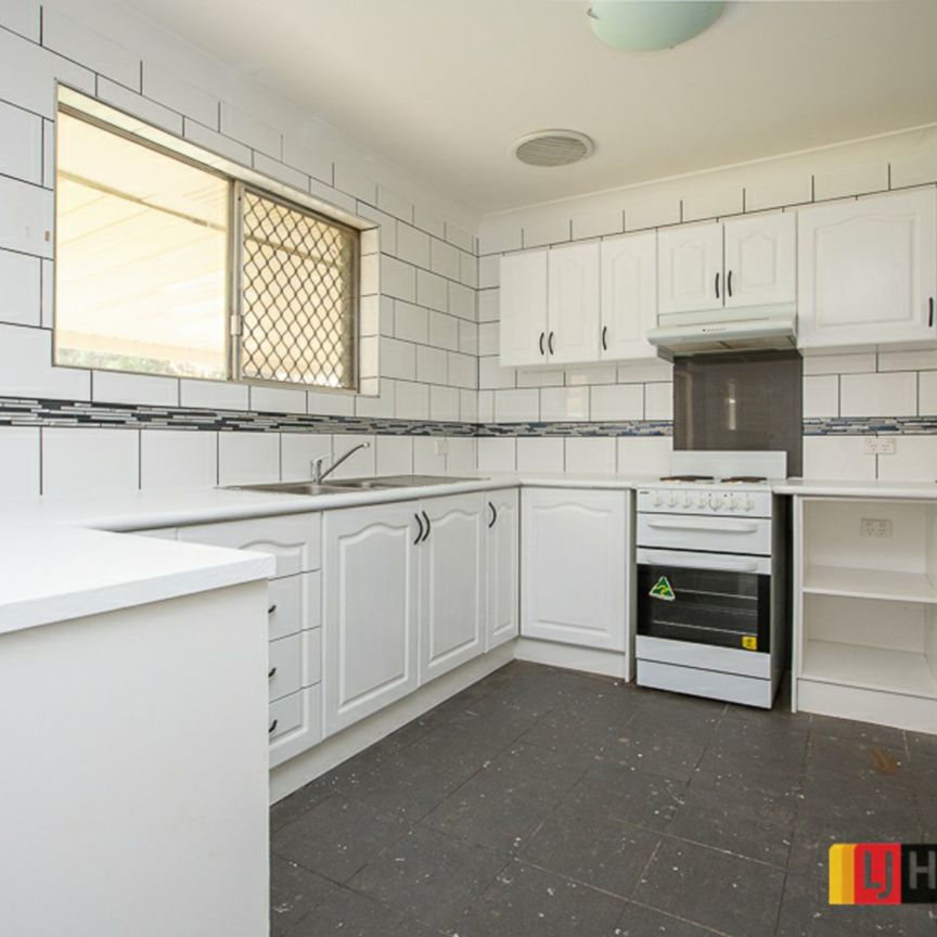 Spacious 3-Bedroom Home in West Tamworth - Perfect for Family Living! - Photo 1