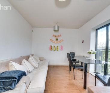 4 bedroom terraced house to rent - Photo 1