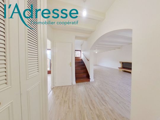 Location maison 5 pièces, 102.67m², Noisy-le-Grand - Photo 1