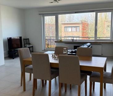 Appartement te huur in Brasschaat voor € 975 met 2 slaapkamers - Photo 4