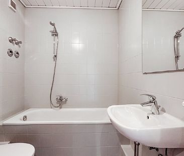 ERSTBEZUG!, frisch sanierte 2-Raum-Wohnung - Photo 4