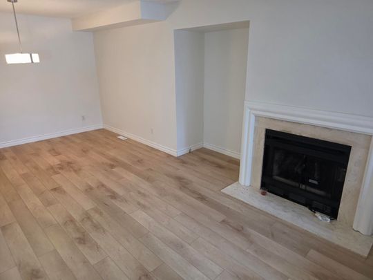 For Lease - 1296 Valerie Crescent, Oakville, Ontario - Photo 1