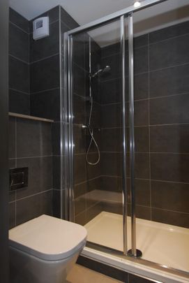 Cornwall Heights, Plymouth - Photo 1