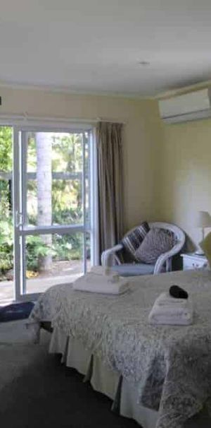 Fully Furnished Studio - Utilities Included - Photo 1