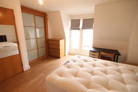 3 bedroom apartment to rent - Photo 4