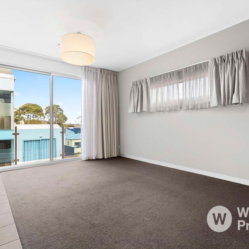 507/157 Fitzroy St, St Kilda - Photo 1