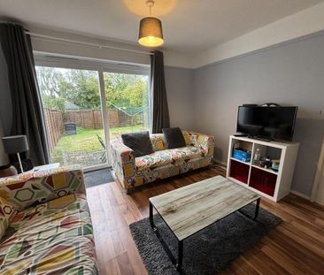 4 bedroom semi-detached house to rent - Photo 1