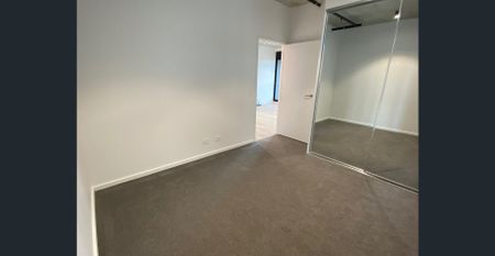 Large TWO bedrooms with fully fitted built-in robes - Photo 2