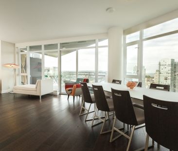 Condo in Downtown Vancouver, BC - Photo 2