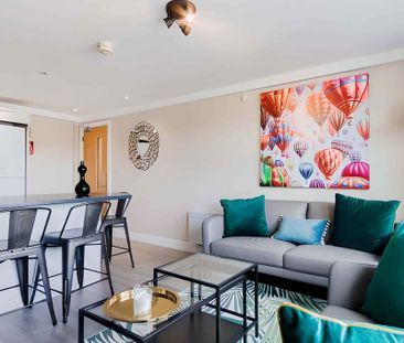 Premium Room - Photo 6