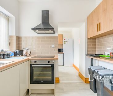 1 bedroom property to rent Walmersley Road, Bury, BL9 - Photo 4