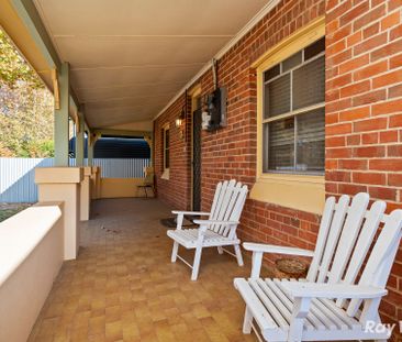 Fully Furnished Living in the Heart of Wagga Wagga - Photo 5