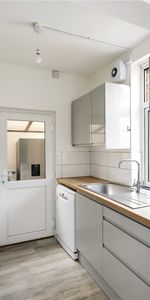 Monks Park Avenue, Horfield - Photo 3