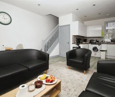 3 bedroom apartment to rent - Photo 1