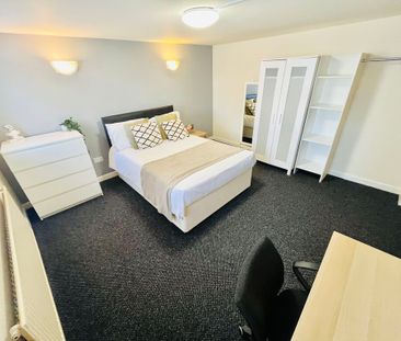 2 Bed Student Accommodation - Photo 1