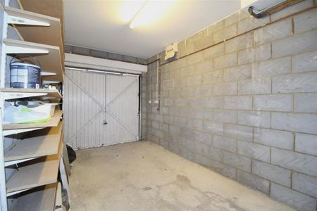 4 bedroom detached house to rent - Photo 2