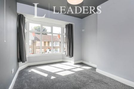 3 bedroom house to rent - Photo 3