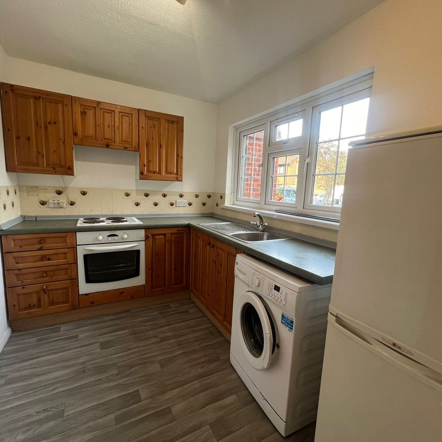 Ryeland Close, Yiewsley, West Drayton, UB7 8AX - Photo 1