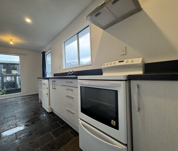 68 Estuary Road, New Brighton - Photo 5