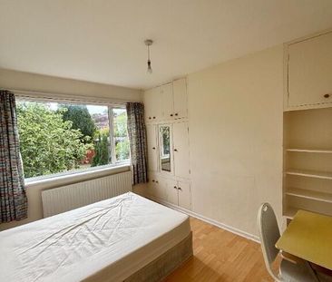 19 Lenaghan Crescent, Belfast, BT8 7JE - Photo 4